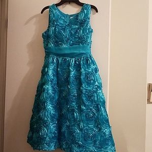 Girls dress